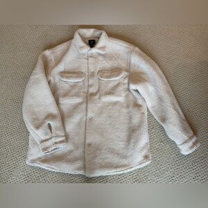 NWT H&M Sherpa Teddy Jacket Shacket Cream Size Large Relaxed Fit Comfy Button